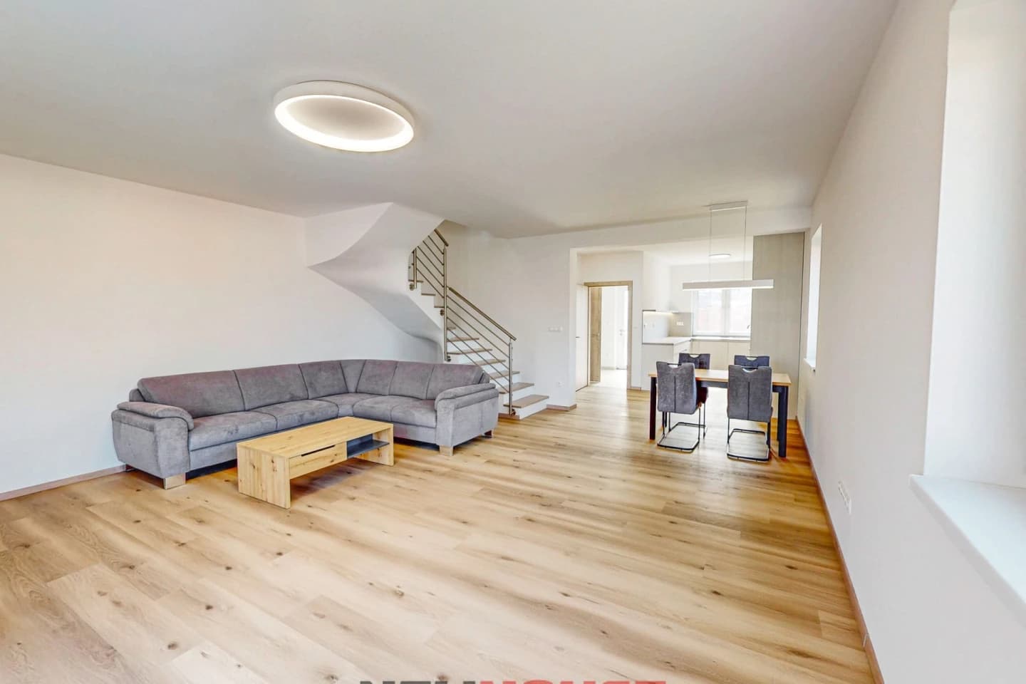 Novostavba 4-izbového rodinného domu v slepej ulici - Trenčianska Turná